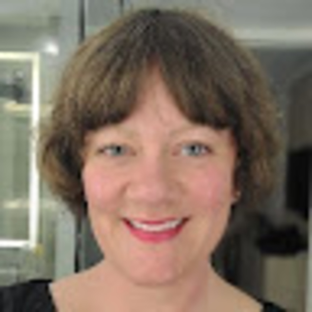 Meet your Posher, Holly